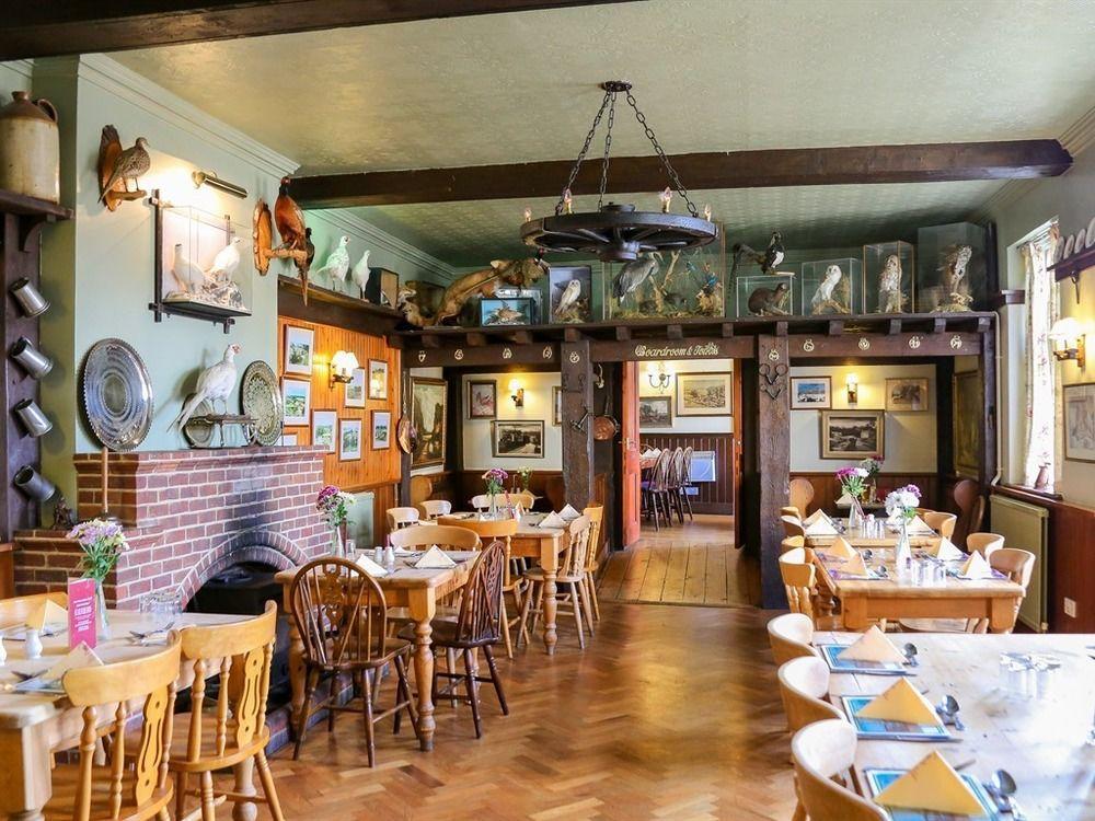 The Crown Inn Gayton  Екстер'єр фото